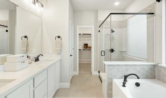216 Seminole Trl, Alvarado, TX 76009