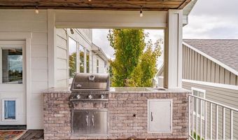 6369 E Tower Castle Loop, Ammon, ID 83406