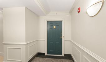 3830 9TH St N 501W, Arlington, VA 22203