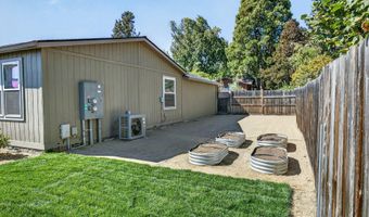 224 Alicia St, Ashland, OR 97520