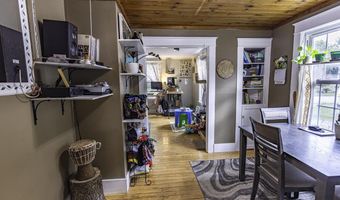 172 Fern St, Bangor, ME 04401