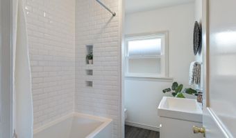 2621 Encinal Ave, Alameda, CA 94501