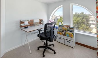 9 Pearl St 1G, Beach Haven, NJ 08008