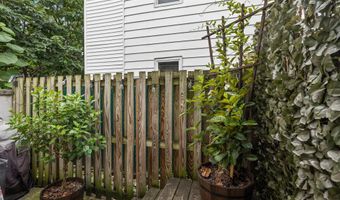 2638 E DAUPHIN St, Philadelphia, PA 19125