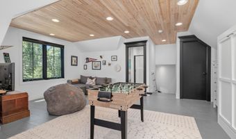 8279 Revado Hills Ct, Ada, MI 49301