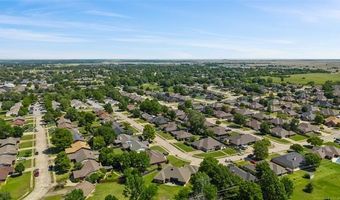 1257 East Dr, Bartlesville, OK 74006