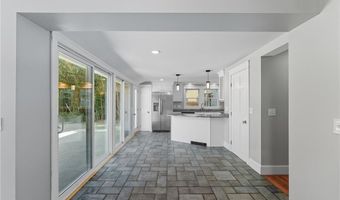 1107 Main St, Coventry, RI 02816