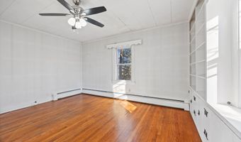 393 S Meriden Rd, Cheshire, CT 06410