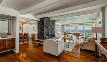 586 Kaimalino St, Kailua, HI 96734