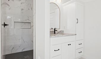 3471 Hawks Creek Dr, Apison, TN 37302