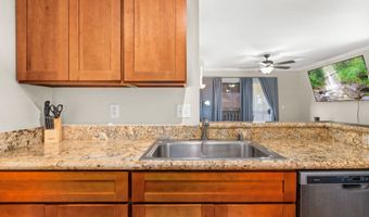 480 Kenolio Rd 12-201, Kihei, HI 96753