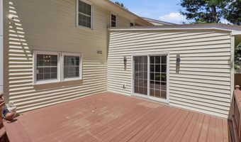 4003 KLOMAN St, Annandale, VA 22003