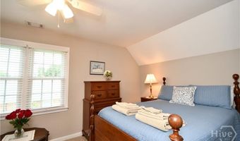 102 Meadow Creek Dr, Athens, GA 30605