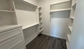 1112 Duke Dr, Bauxite, AR 72011