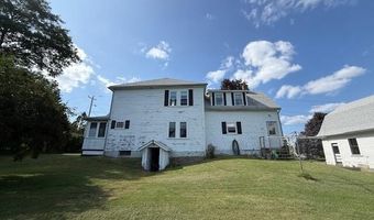 10 Palm St, Baileyville, ME 04694