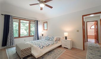 23 Forrester Ct, Amherst, NY 14228