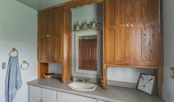 1858 County Road 159, Ashley, OH 43003