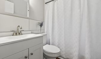 140 Merlin Dr, Athens, GA 30606