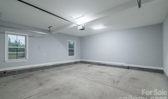 939 Old Stagecoach Rd, Camden, SC 29020