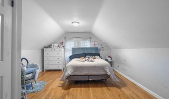 948 Wayne St, Bridgeport, CT 06606