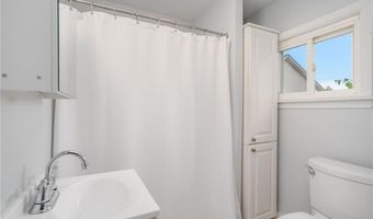 84 Ash Ave, Cranston, RI 02910