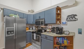 203 BRENDA Ln, Basye, VA 22810