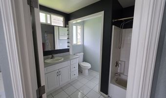 91 HOOMALU St, Hilo, HI 96720