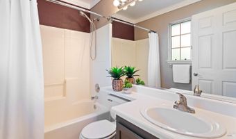1758 Marlow Rd, Santa Rosa, CA 95401