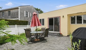 88 Central Ave, Amityville, NY 11701