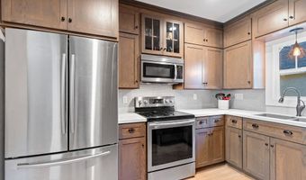 622 N SAMPSON St, Appleton, WI 54911