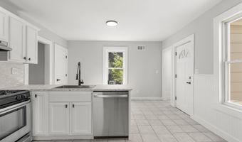 17 May St, Ansonia, CT 06401