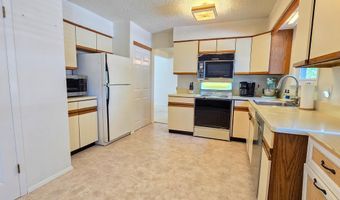 1 Lafayette Ct, Barnegat, NJ 08005