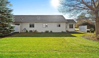 3302 E FALLCREEK Ln, Appleton, WI 54913