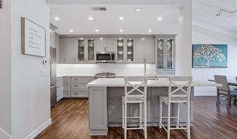 2842 Luciernaga St, Carlsbad, CA 92009