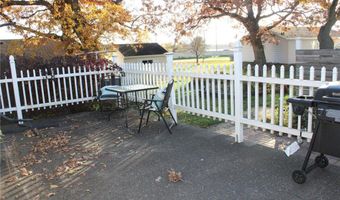 1802 10th Pl NE, Austin, MN 55912