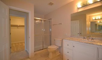 105 BOLTON Ct 156, Ambler, PA 19002