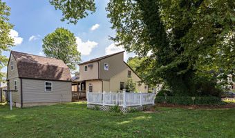 325 ALBANY Ave, Barrington, NJ 08007