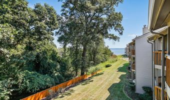 2010 QUAY VILLAGE Ct 201, Annapolis, MD 21403
