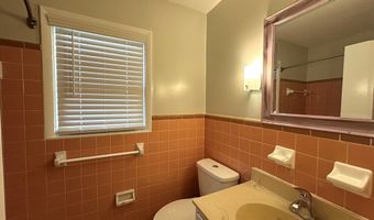 322 Magnolia Dr, Adel, GA 31620