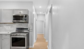 12 E 49TH St 2, Bayonne, NJ 07002