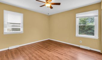 153 Webb Rd, Absecon, NJ 08201