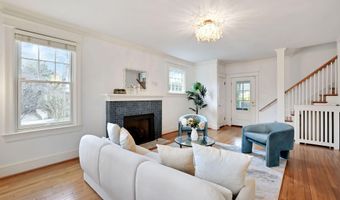3113 44TH St NW, Washington, DC 20016