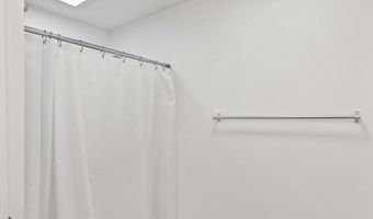 705 OHIO Ave NE, Bandon, OR 97411