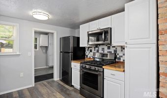 1334 Oriental, Burley, ID 83318
