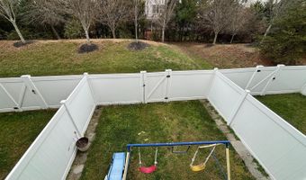 41717 MCMONAGLE Sq, Aldie, VA 20105