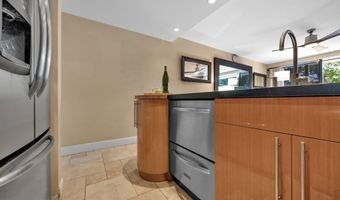 2124 AWIHI Pl 206, Kihei, HI 96753