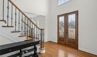 7260 Fawn Lake Dr, Alpharetta, GA 30005