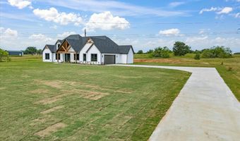 108 Bear Cat Ct, Alvord, TX 76225