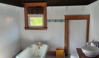 200 W Maine St, Amboy, MN 56010