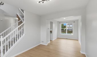 58 W OLD MILL Trl, Antioch, IL 60002